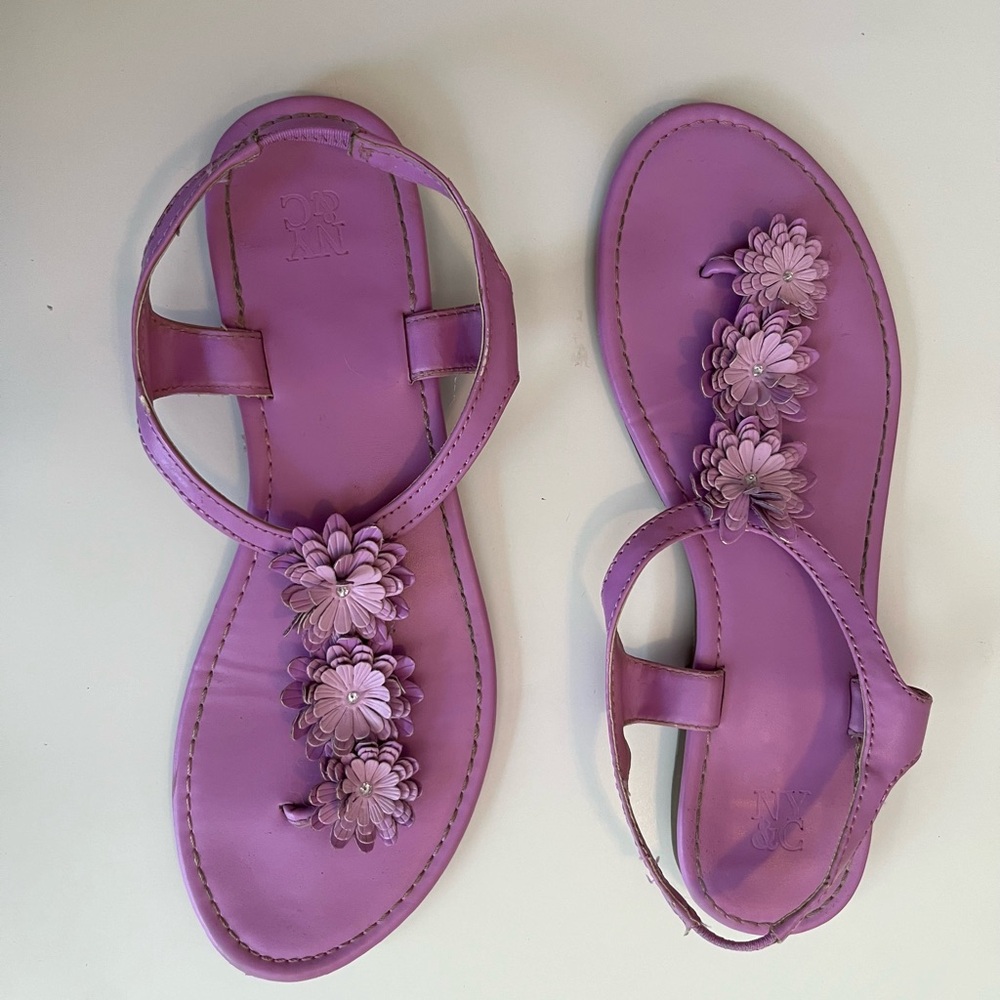 Purple flowers sandals size 10 NY&C